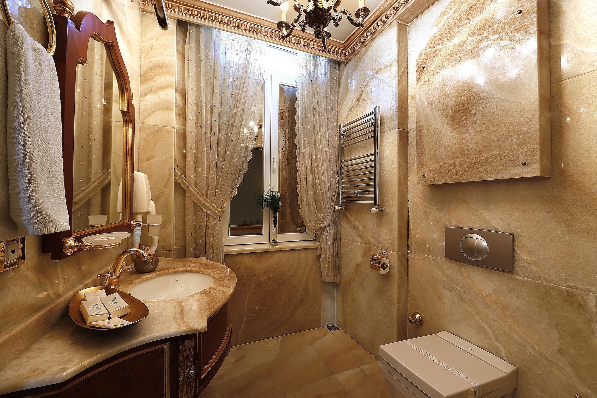 Fuat Pasa - Special Category Bosphorus Hotel Stambuł